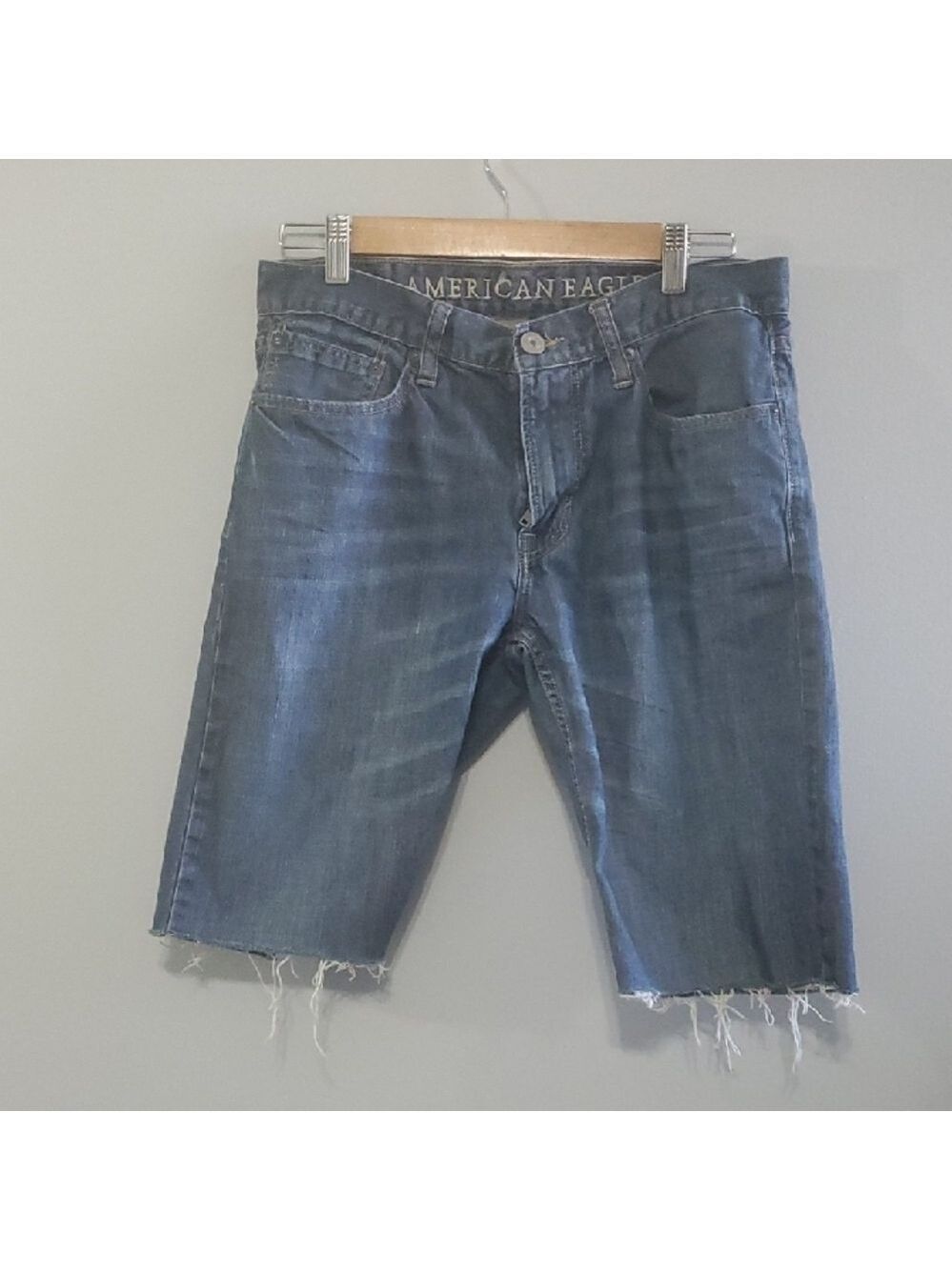 American Eagle Outfitters Shorts Mens Size 31‎ Bermuda Length Cut Off Cut-off